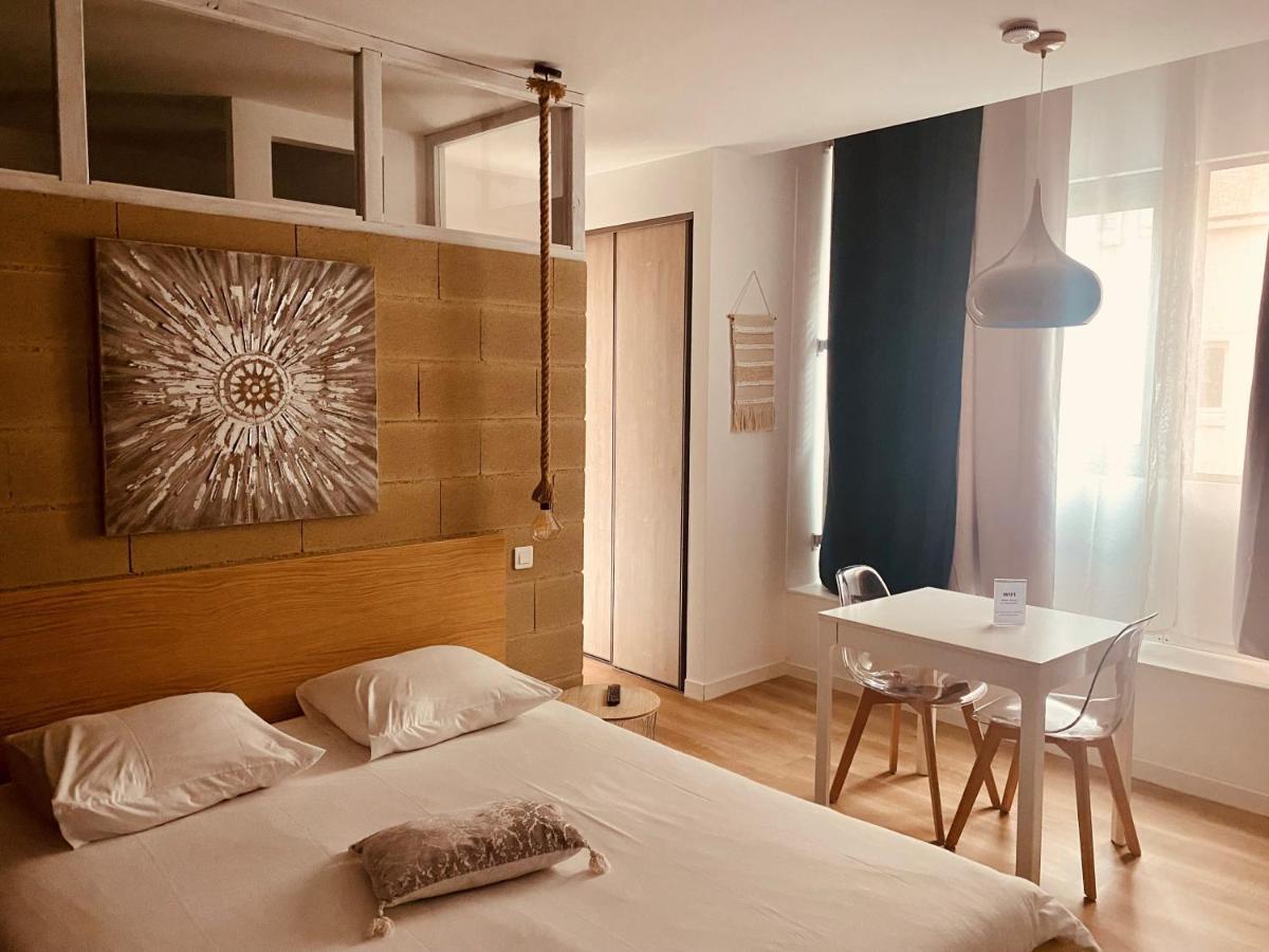 Suite 24 Appart'Hotel-3 Etoiles Le Creusot Kültér fotó